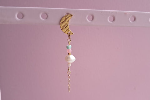 PEARL MOON ørestikker (forgyldt/rosa/grøn)