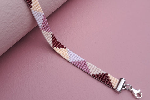 LOOM armbånd (trekant - pudder, blomme, lilla, lyslilla)