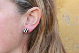 CIRKUS dot øreringe (Sort/hvid)