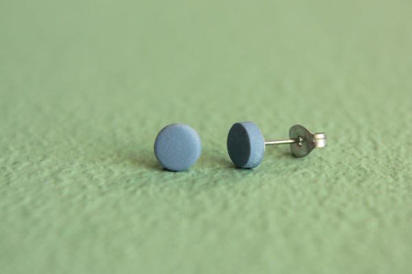 DOT øreringe, lille (gråblå)