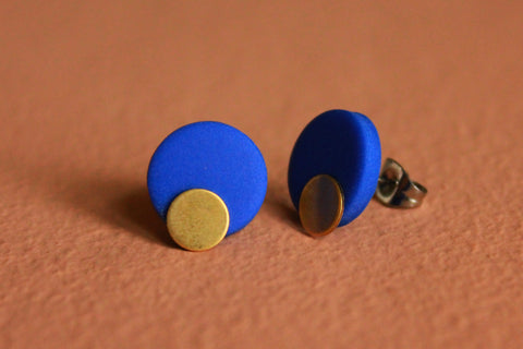 DOT øreringe (messing/kobolt blå)