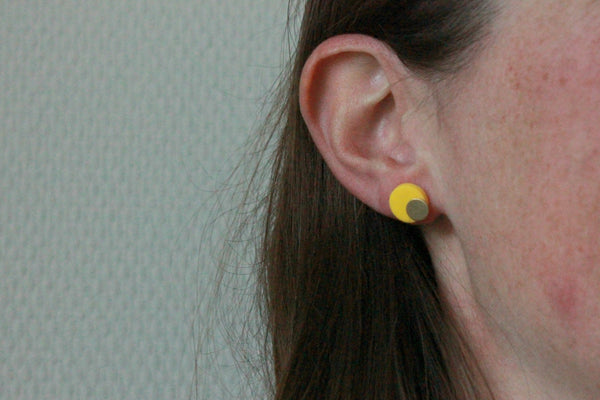 DOT øreringe (messing/gul)